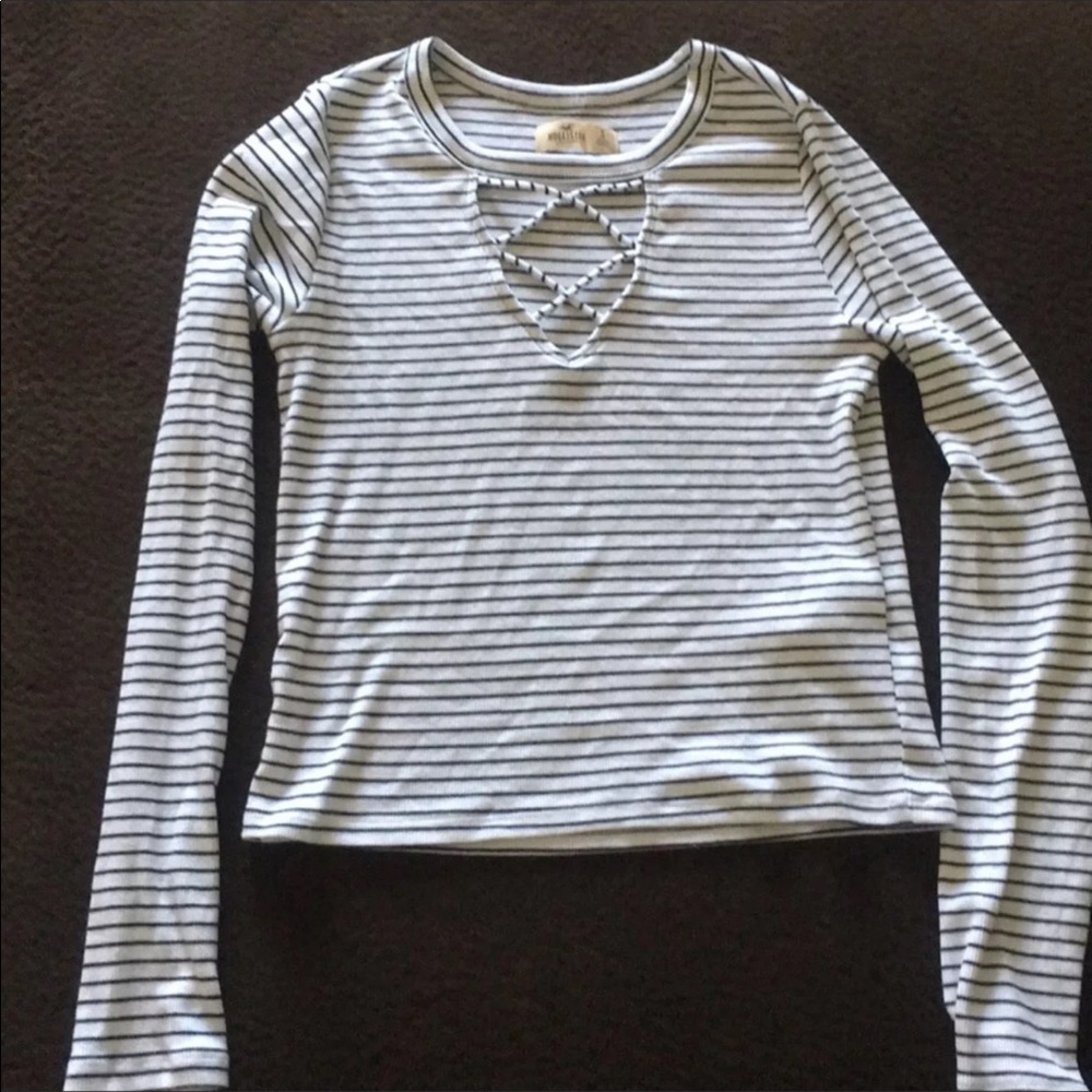 Hollister long sleeve crop top